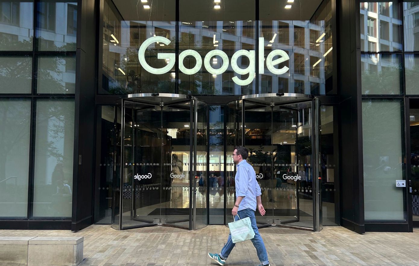 Μεγάλη επένδυση της Google στη Βρετανία πριν την επίσκεψη Τραμπ
