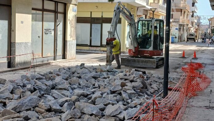 Το κέντρο του Αλμυρού μεταμορφώνεται με το έργο του Open Mall