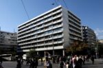 Πηγές υπουργείου Οικονομίας: Καμία παραπομπή της Ελλάδας στο Ευρωπαϊκό Δικαστήριο για τον ΦΠΑ