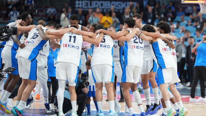 Eurobasket 2025: Ο πανηγυρισμός των Ελλήνων παικτών για το χάλκινο μετάλλιο
