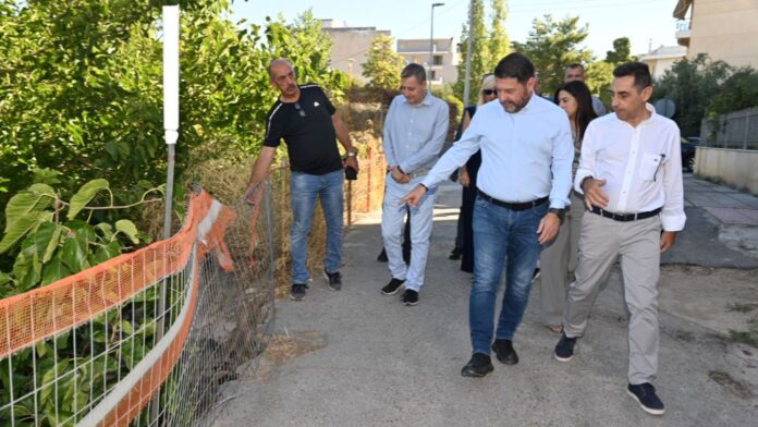 Επενδύσεις 4,85 εκατ. ευρώ στον Άγιο Δημήτριο από την Περιφέρεια Αττικής – Συνάντηση Χαρδαλιά με τον δήμαρχο Στέλιο Μαμαλάκη