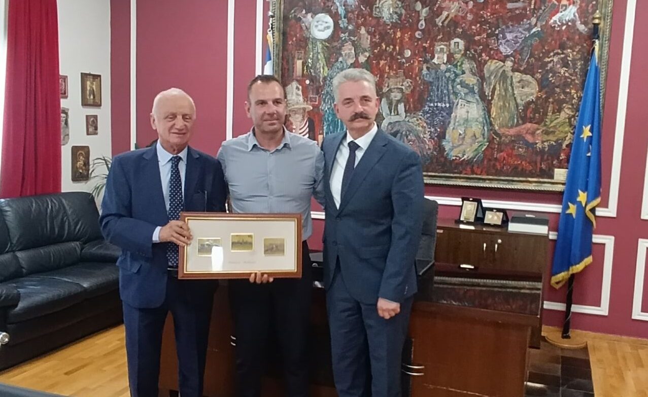Σύσκεψη του Δημάρχου Καστοριάς με Ουγγρικούς Βουλευτές