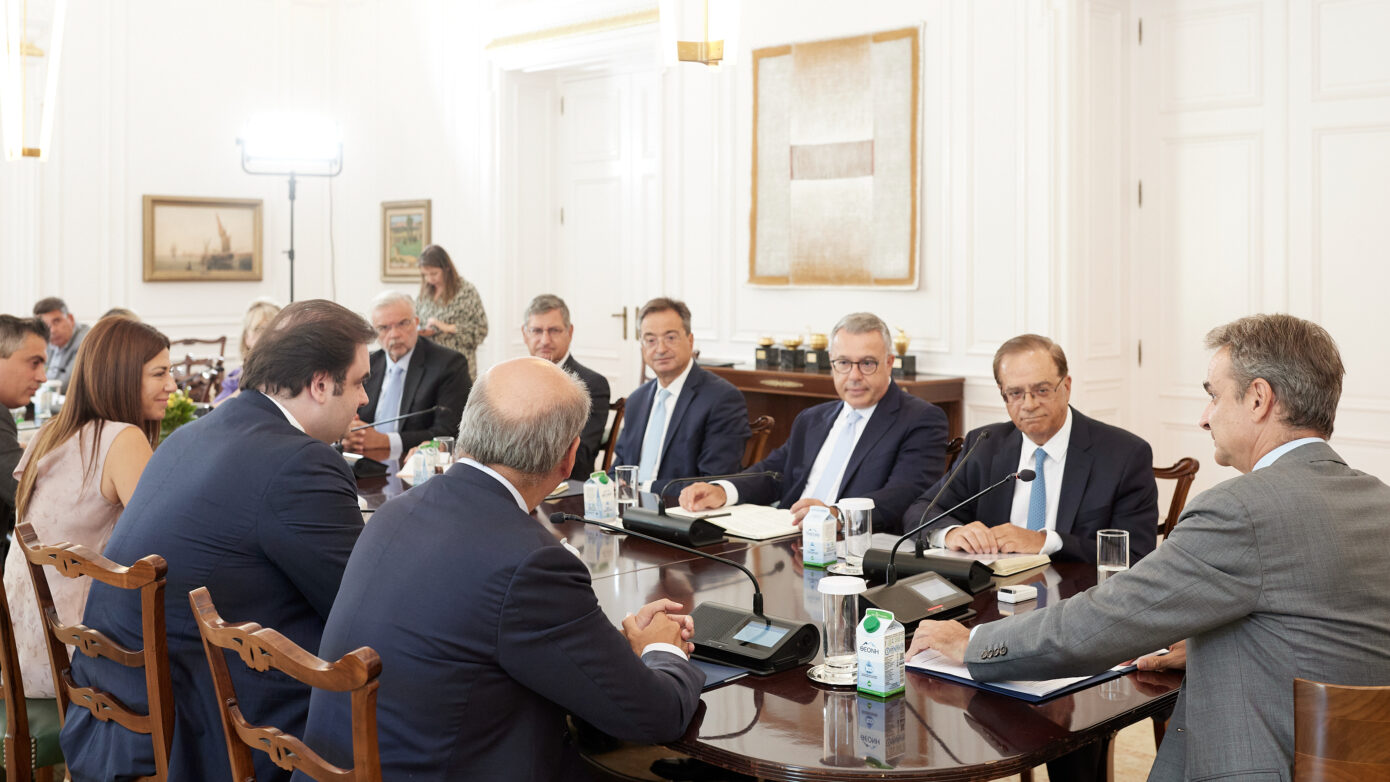 Επεκτείνεται η χρηματοδότηση του προγράμματος ανακαίνισης σχολικών μονάδων «Μαριέττα Γιαννάκου»