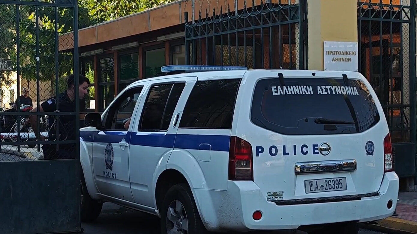 Στην Ευελπίδων ο επικεφαλής της καρδιοχειρουργικής του «Ιπποκράτειου» για το «φακελάκι» χιλιάδων ευρώ