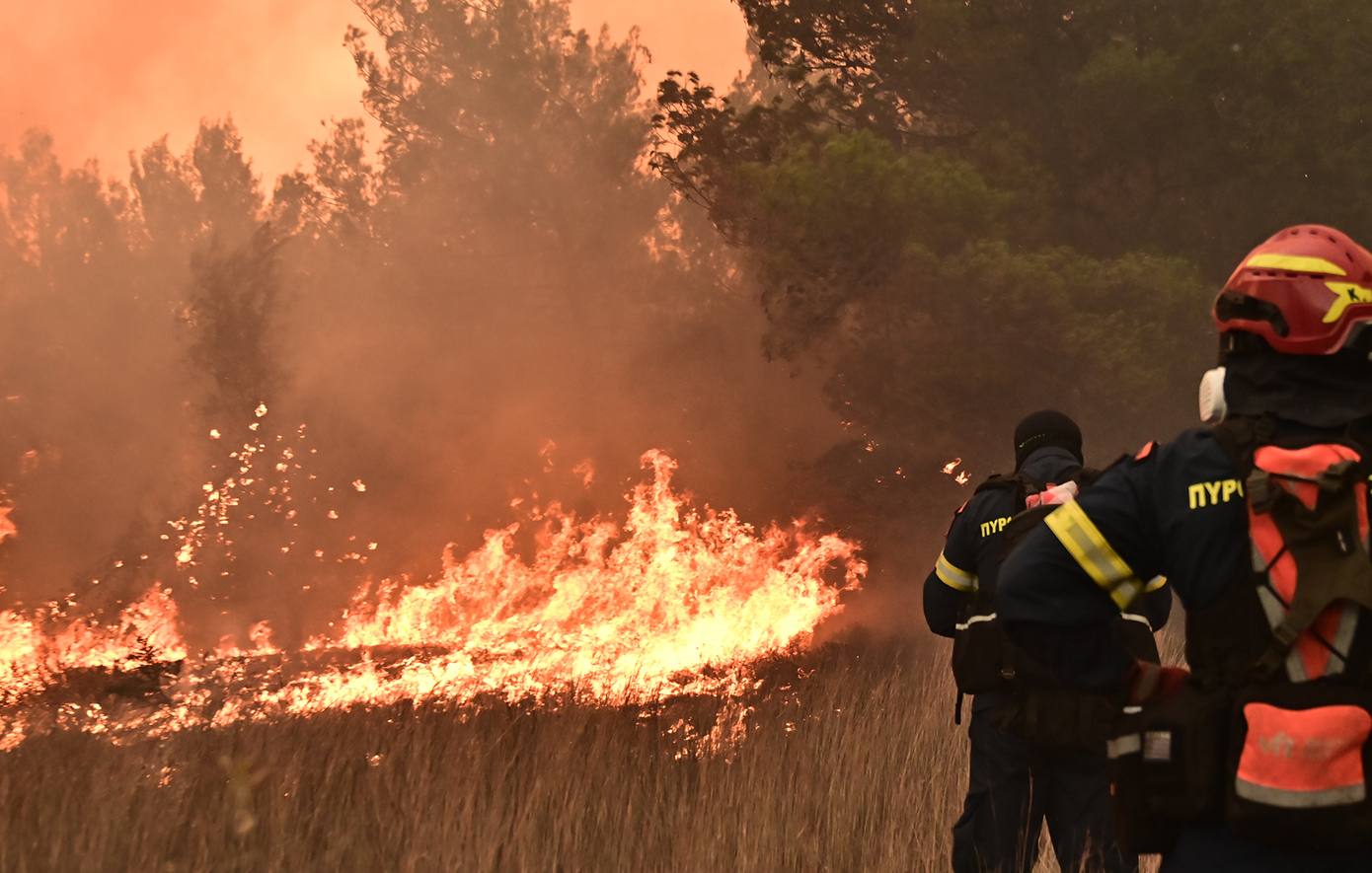 Ο «καπετάνιος των Κυθήρων» που διέσωσε ηλικιωμένους και παιδιά από τις φλόγες: «Δεν ήταν απλό, παρανόμησα»