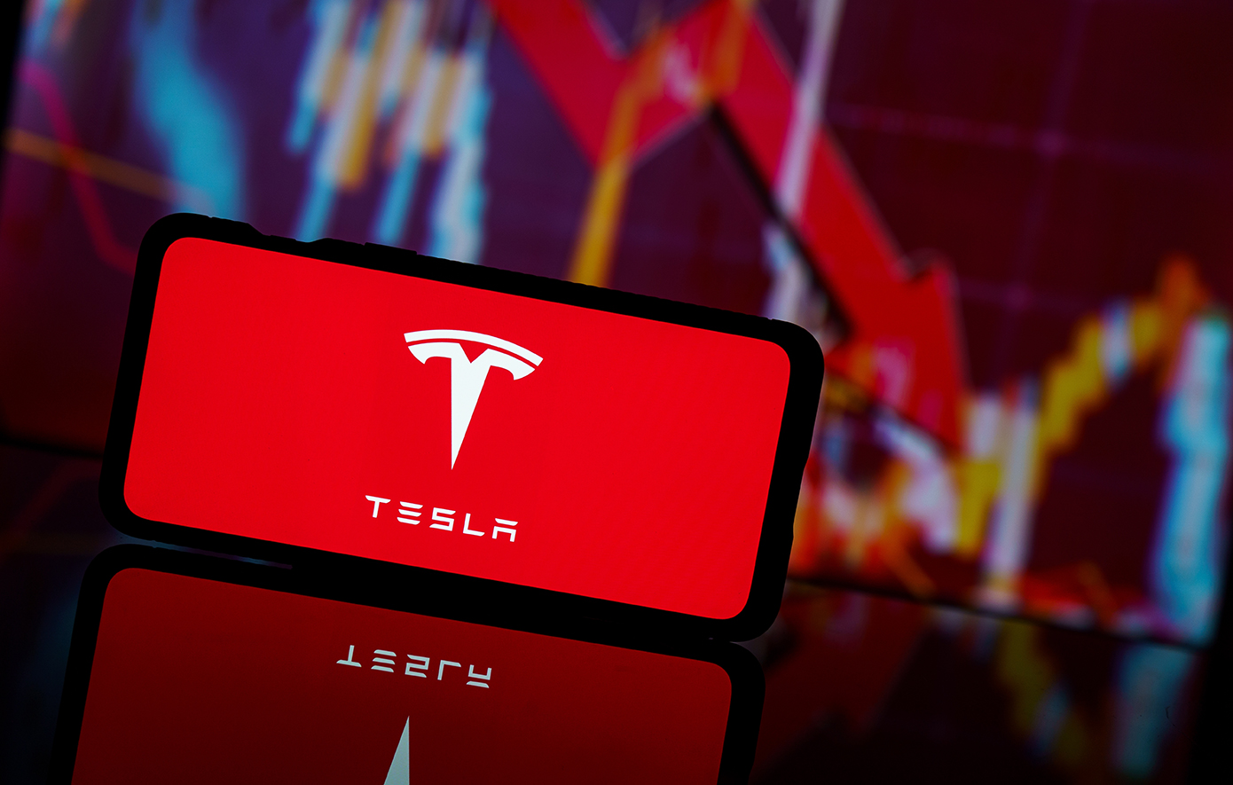 Η πτώση των πωλήσεων της Tesla στην Ευρώπη συνεχίζεται – Ποια χώρα ξεχωρίζει ως εξαίρεση