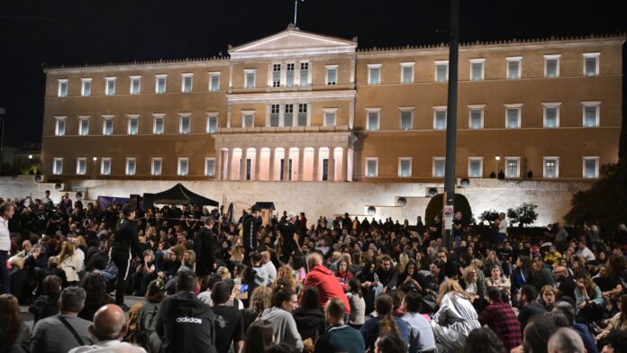 Η κυκλοφορία επανήλθε στη λεωφόρο Βασιλίσσης Αμαλίας