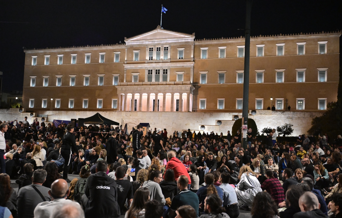 Η κυκλοφορία επανήλθε στη λεωφόρο Βασιλίσσης Αμαλίας
