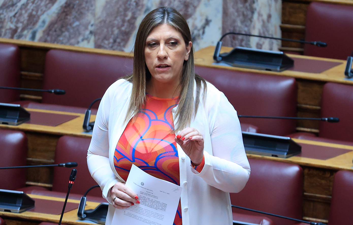 Επίσκεψη Κωνσταντοπούλου στην Αχαΐα μετά τις πυρκαγιές – Επαφές με φορείς και κατοίκους