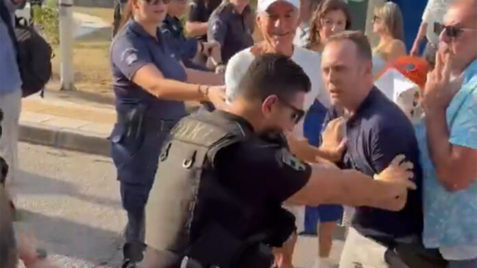 Ο Γεωργιάδης ανέβαλε την επίσκεψή του στη Δράμα: «Δεν επισκέπτομαι νοσοκομεία για να με απειλούν με πυροβολισμούς»