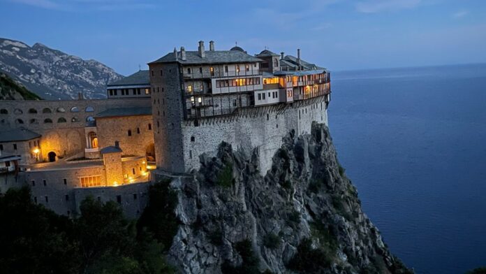 Καραστάθης για σεισμό στο Άγιο Όρος: Σεισμική δραστηριότητα από τον Ιούνιο 2024 με σχεδόν 1.900 δονήσεις