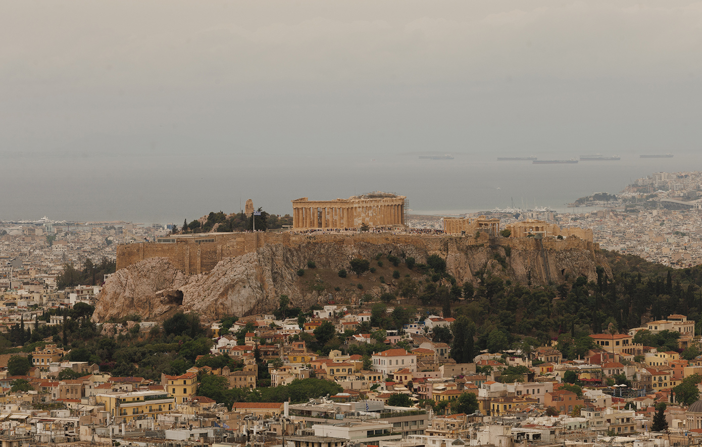Χρυσό «πέπλο» στον ουρανό – Αυξημένες ποσότητες αφρικανικής σκόνης
