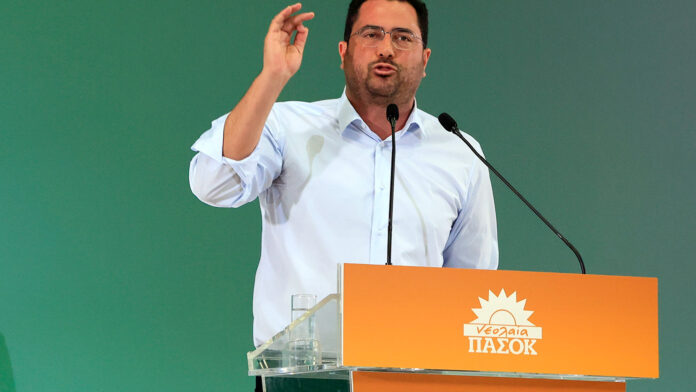 Σπυρόπουλος: Η οικονομική στρατηγική Μητσοτάκη έχει αποτύχει – Σαν να προσφέρει χάρη στους Έλληνες για τα αυτονόητα