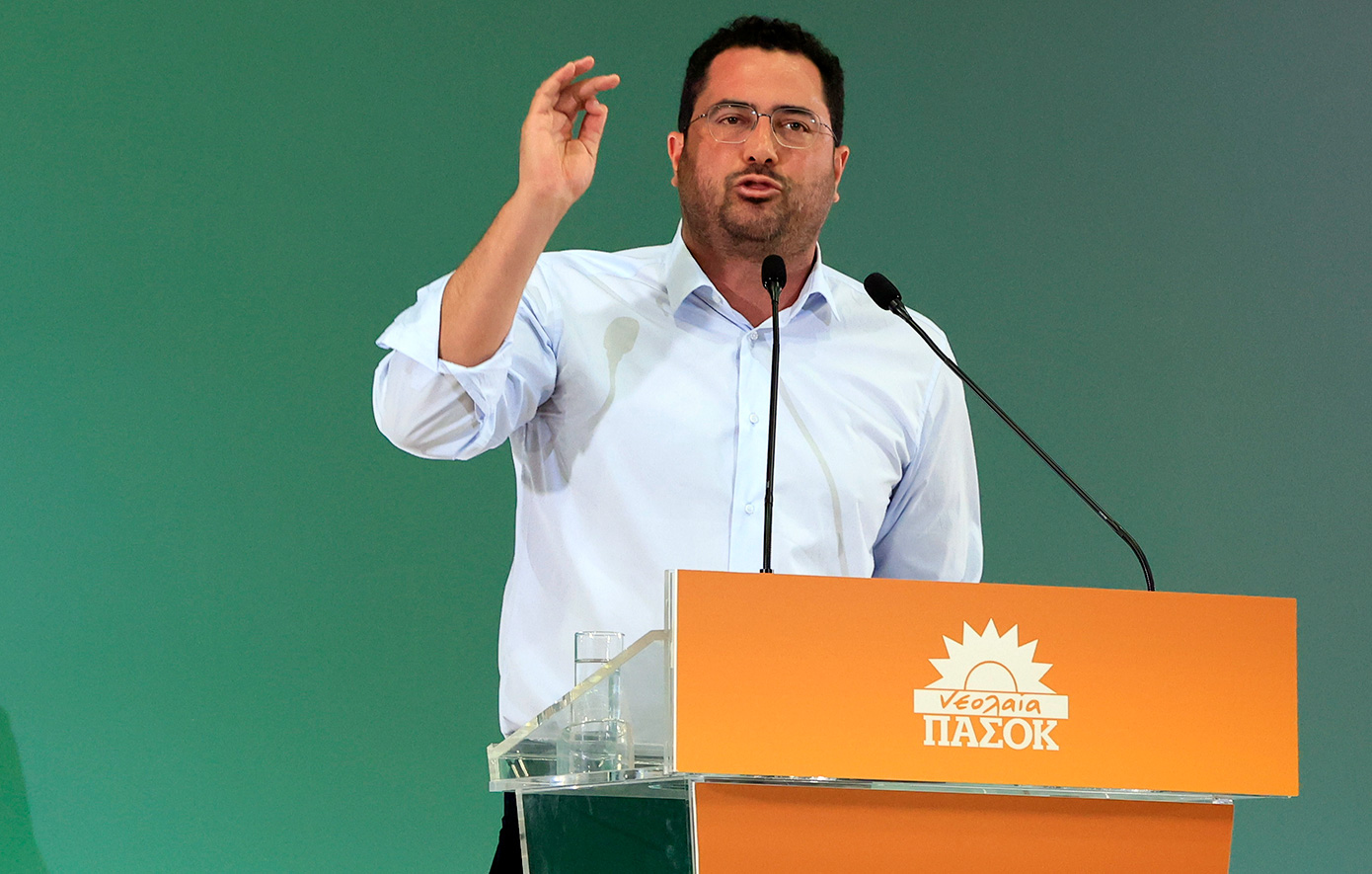 Σπυρόπουλος: Η οικονομική στρατηγική Μητσοτάκη έχει αποτύχει – Σαν να προσφέρει χάρη στους Έλληνες για τα αυτονόητα