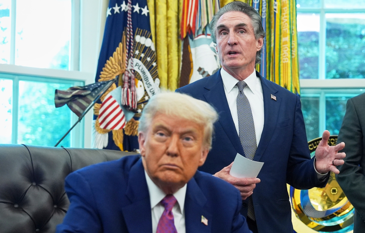 Ο Αμερικανός «τσάρος» της ενέργειας στην Αθήνα – Η Αλεξανδρούπολη κλειδί στη συνεργασία ΗΠΑ-ΕΕ για το LNG