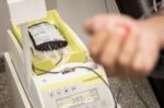 Λάθος μετάγγισης σε ασθενή: Συνελήφθησαν νοσηλεύτρια και δύο γιατροί – Στην εντατική ο 67χρονος άνδρας