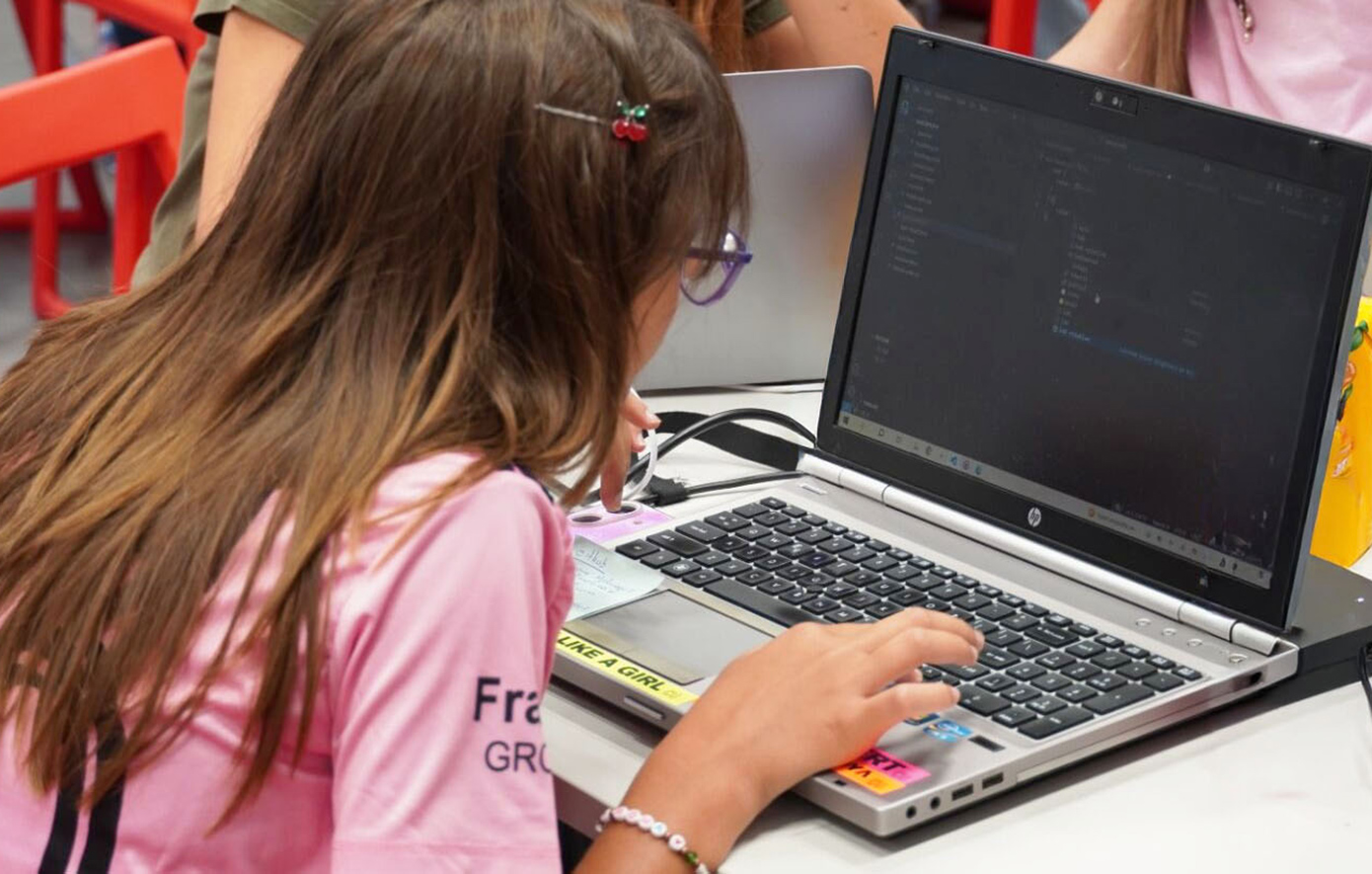 Το Code Like a Girl εκπαιδεύει τις προγραμματίστριες του αύριο για 9η χρονιά