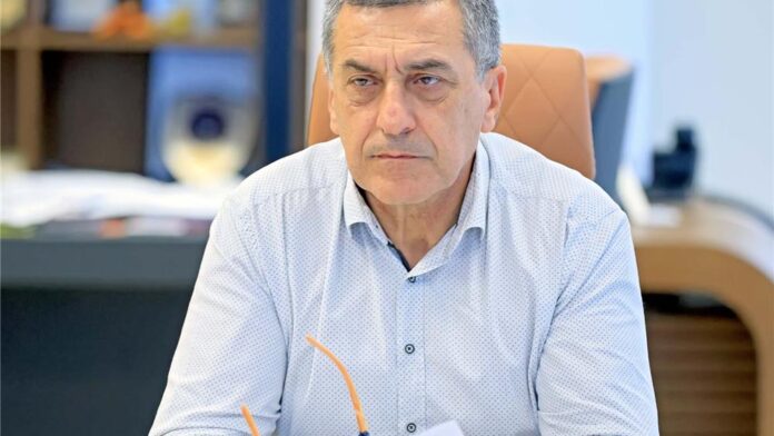 Η Περιφέρεια επενδύει στην ανέγερση 6 Κολυμβητηρίων στη Θεσσαλία