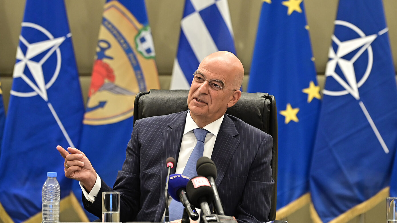 Δένδιας: Επιδίωξη ένα οικοσύστημα αμυντικής βιομηχανίας που θα καλύπτει τις ανάγκες των Ενόπλων Δυνάμεων και θα παράγει εξαγώγιμα προϊόντα