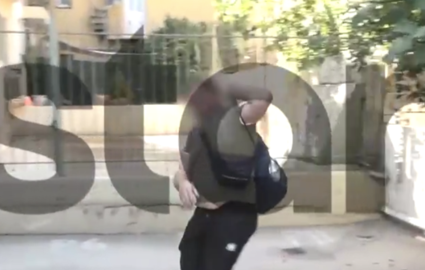 Απίθανος διαρρήκτης στα Άνω Πατήσια: Εισβολή σε σπίτι υπό το βλέμμα κάμερας – Τον συνέλαβαν ρεπόρτερ και πολίτες