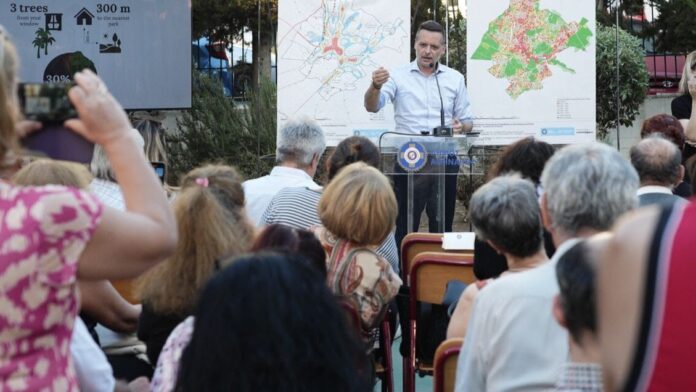 Χ. Δούκας: «Αναμορφώνουμε από κοινού τις συνοικίες της Αθήνας»