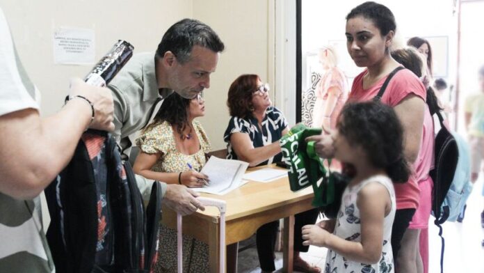 Χ. Δούκας: «Κάθε παιδί αξίζει να ξεκινήσει με χαμόγελο την πρώτη μέρα στο σχολείο»