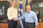 Ο Αντιπεριφερειάρχης Δυτικής Αθήνας επισκέπτεται το Δημαρχείο Αιγάλεω