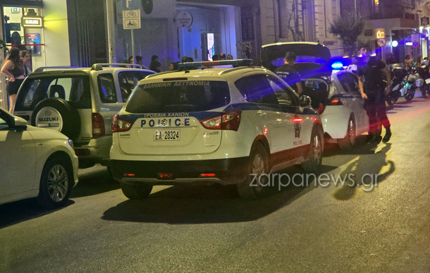 Σύλληψη δύο μεθυσμένων Αμερικανών στρατιωτών στα Χανιά – Κατέστρεψαν σταθμευμένο αυτοκίνητο