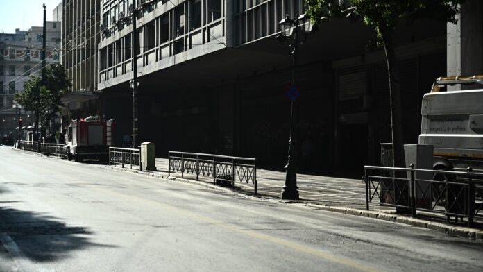 Υπουργείο Εργασίας: Το ΠΑΣΟΚ κατακρίνει τις αλλαγές που οδήγησαν σε ιστορικά ρεκόρ απασχόλησης