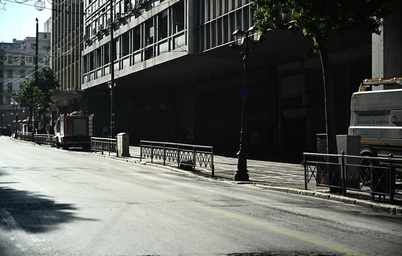 Υπουργείο Εργασίας: Το ΠΑΣΟΚ κατακρίνει τις αλλαγές που οδήγησαν σε ιστορικά ρεκόρ απασχόλησης