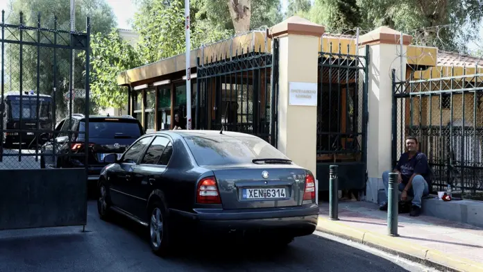 Καθυστέρηση στη δίκη του χειρουργού για «φακελάκι» – Λόγοι απουσίας της καταγγέλλουσας