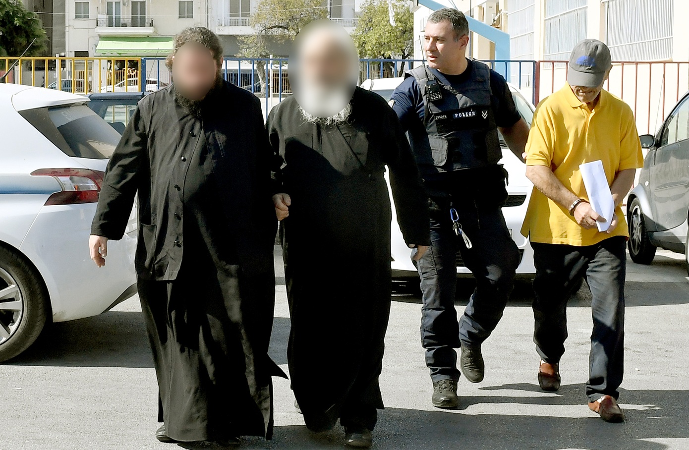 Στη φυλακή ο ηγούμενος της Μονής Μεγάλου Σπηλαίου και οι συνεργοί του για το δίκτυο αρχαιοκαπηλίας