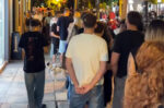 Ουρές στη Θεσσαλονίκη για τα εγκαίνια καταστήματος fast food