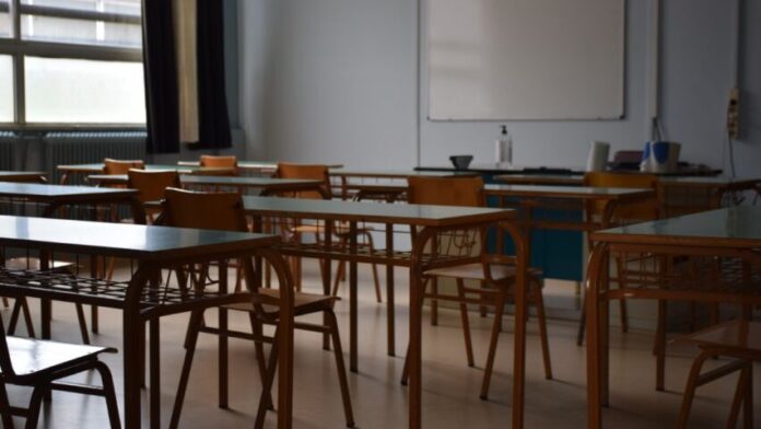 159 καθαρίστριες σε 76 σχολεία του Δήμου Καλαμάτας