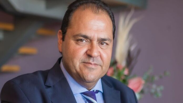 Ελ. Καραΐσκος: «Δεσμευόμαστε για την ενίσχυση της εκπαιδευτικής κοινότητας Αμοργού»