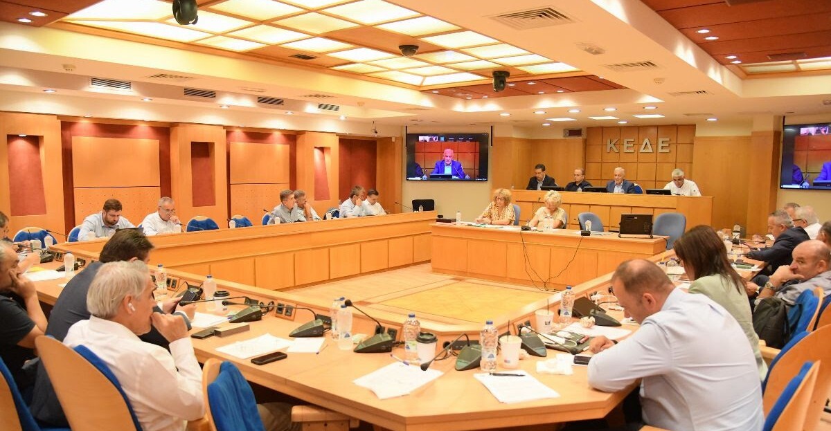 ΚΕΔΕ: Αποφασιστικό “ΟΧΙ” στη μετακίνηση των ΥΔΟΜ στο Κτηματολόγιο