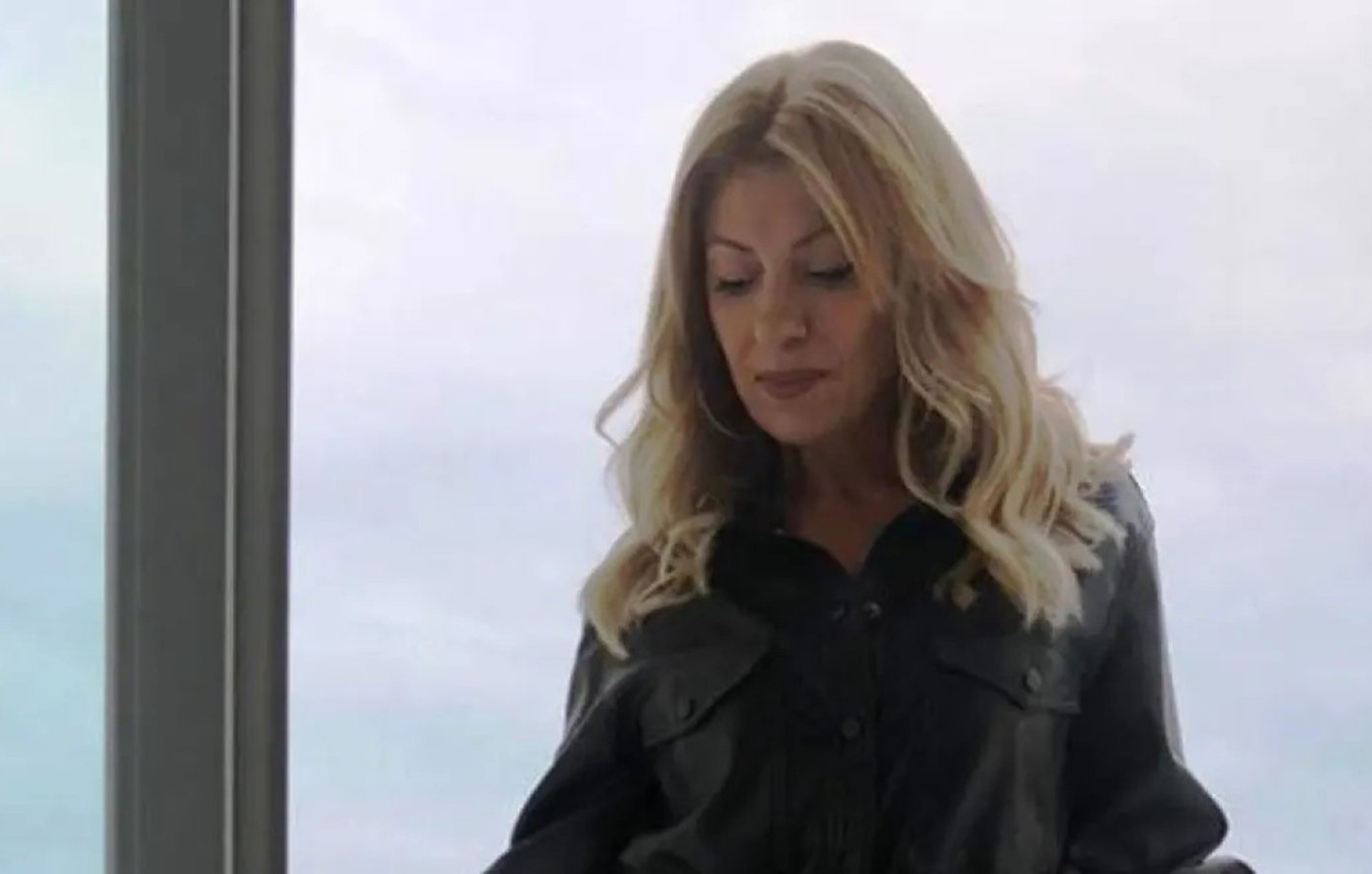 «Υπέστη εγκεφαλικό στην αγκαλιά μου»: Συγκλονίζει η κόρη της κομμώτριας από την Πάτρα που απεβίωσε μετά από λιποαναρρόφηση