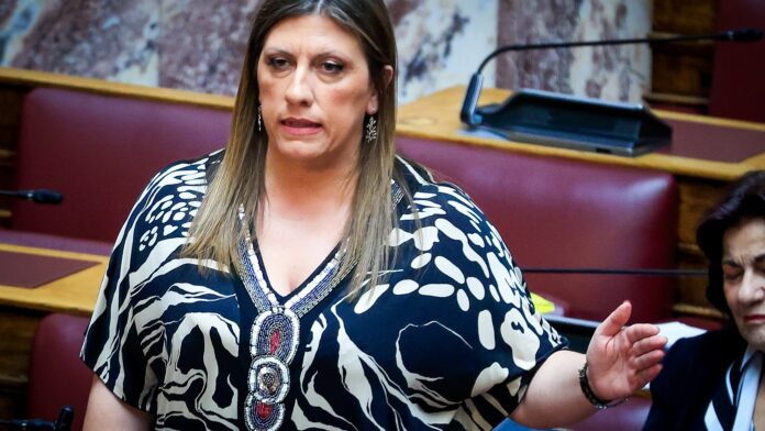 Ζωή Κωνσταντοπούλου: Ο Αλέξης Τσίπρας παραμένει κρυμμένος στο καταφύγιό του