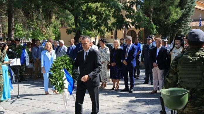 Με λαμπρότητα γιορτάστηκε η απελευθέρωση της Λάρισας από τον οθωμανικό ζυγό