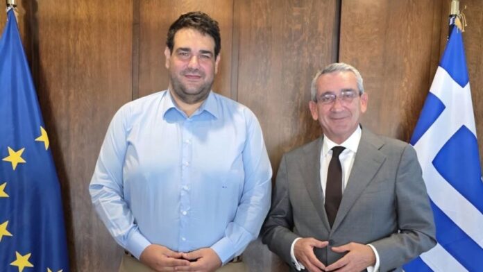 Συνάντηση Γ. Χατζημάρκου με Υπουργό Εσωτερικών στην Περιφέρεια Νοτίου Αιγαίου