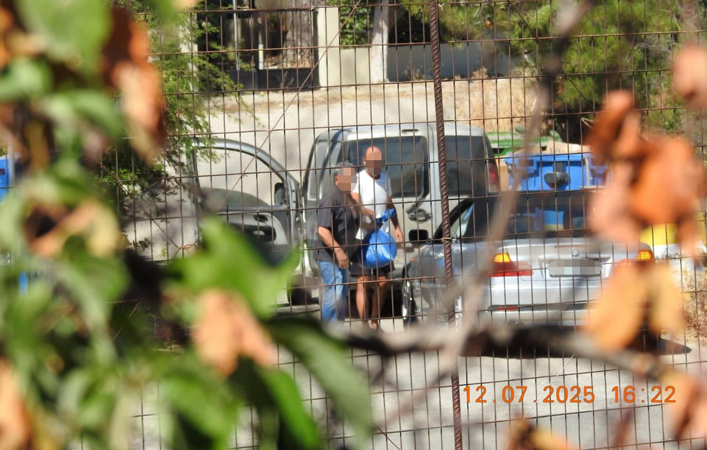 «Ο Θεός ξέρει τι μου έχεις κάνει»: Ο διάλογος διεφθαρμένου αστυνομικού με μέλος της κρητικής μαφίας από τη δικογραφία-γίγας