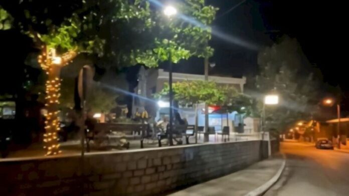 Δ.Μάνδρας-Ειδυλίας: Σύγχρονος led φωτισμός, ανανεωμένα παγκάκια και παιδικές χαρές αναζωογονούν τις Ερυθρές