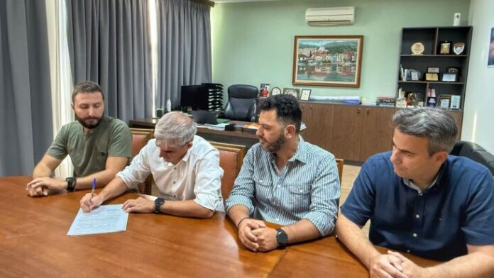 Συμφωνία για την ανακαίνιση του Παλαιού Λιμεναρχείου από τον Δήμο Μυτιλήνης