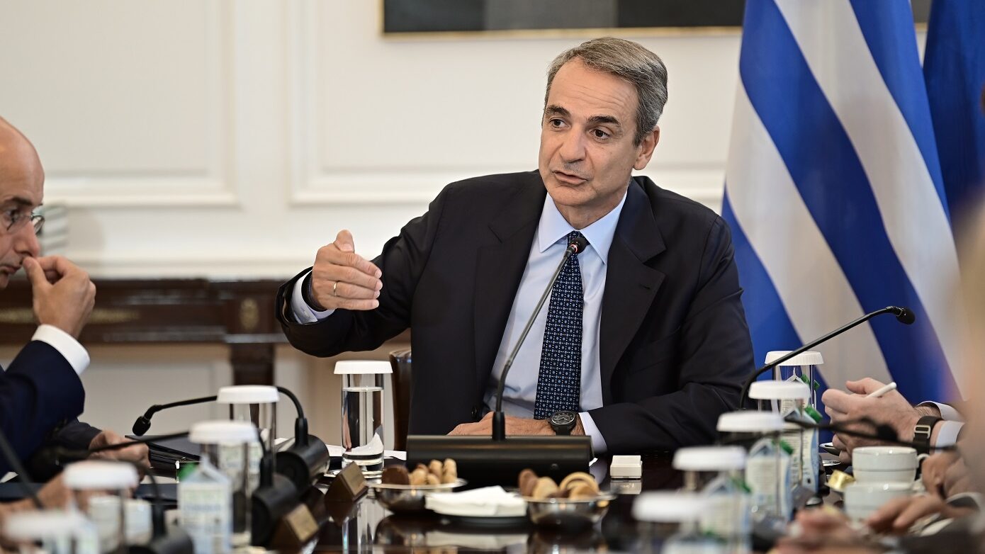 Πρωτοβουλία «Μαριέττα Γιαννάκου»: Ο πρωθυπουργός ανακοινώνει επιπλέον 300 εκατομμύρια ευρώ από τις 4 μεγάλες τράπεζες