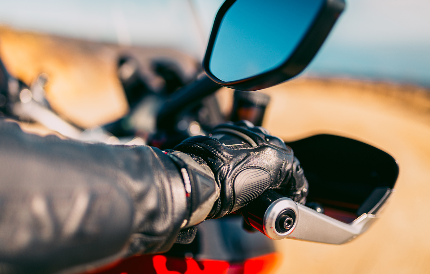 Πέρα από το κράνος – Η επιπλέον ασφάλεια που χρειάζεται κάθε αναβάτης