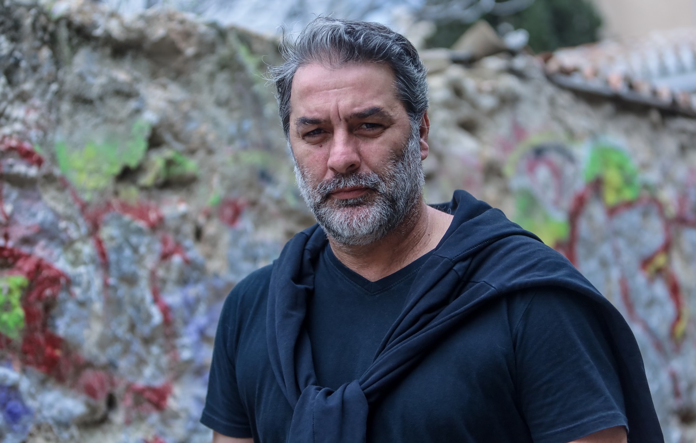 Αποφυλακίζεται ο Βασίλης Μπισμπίκης – Στις 8 Οκτωβρίου η δίκη για τις φθορές με το όχημά του στη Φιλοθέη