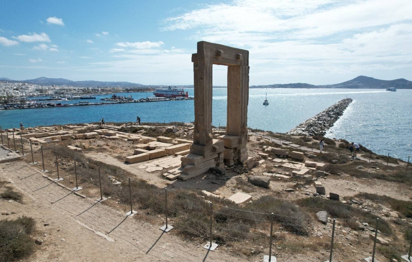 Καινούργια περίφραξη στην Πορτάρα Νάξου – Απόσυρση αιτήματος Δήμου Νάξου προς το Πρωτοδικείο για προσωρινή περίφραξη