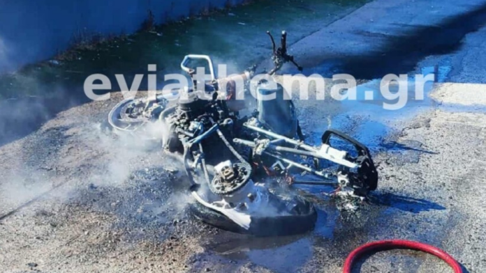 Χαλκίδα: Θανατηφόρο δυστύχημα 33χρονου μοτοσικλετιστή – Εκσφενδονίστηκε 150 μέτρα μετά από σύγκρουση με ΙΧ