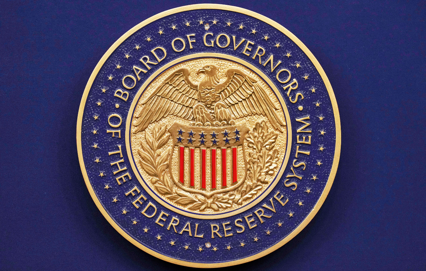 Fed: Πρώτη μείωση επιτοκίων από τον Δεκέμβριο 2024 – Η επιρροή του Ντόναλντ Τραμπ