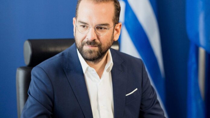 Νεκτάριος Φαρμάκης: Ας ανασηκώσουμε το «πέπλο του θορύβου»
